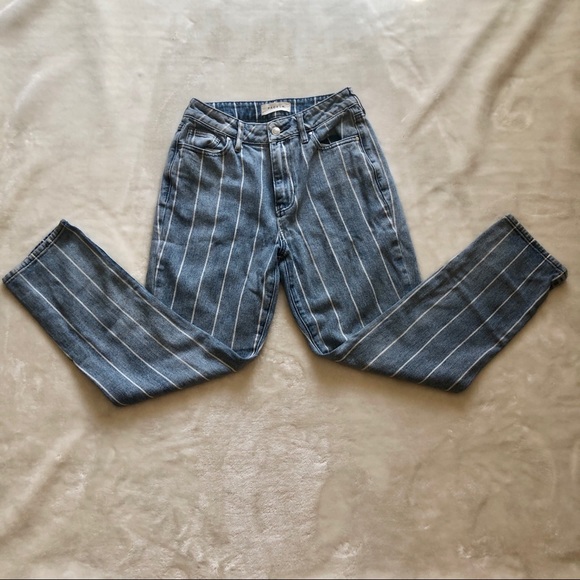 PacSun High-Rise White Striped Mom Jean Size 25 - Picture 6 of 12